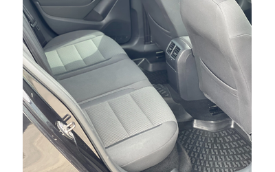 VW Golf 1.2TSi BlueMotion - автомобили, коли, обяви за нови и употребявани 9