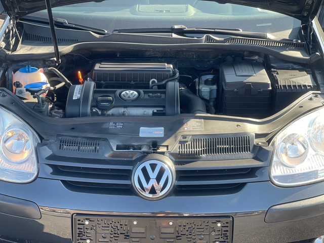 VW Golf 1.4i - автомобили, коли, обяви за нови и употребявани 16