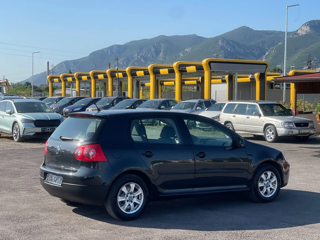 VW Golf 1.4i - автомобили, коли, обяви за нови и употребявани 7