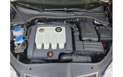 VW Golf 1.9tdi* klima* - автомобили, коли, обяви за нови и употребявани 8