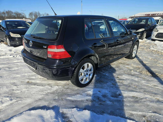 VW Golf 1.9TDI - автомобили, коли, обяви за нови и употребявани 5