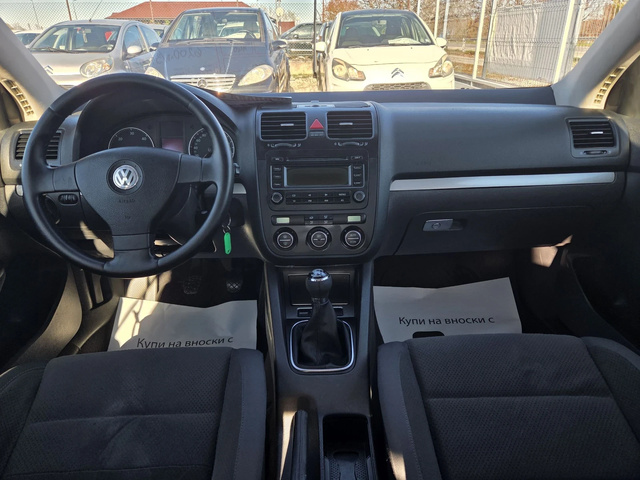 VW Golf 2.0tdi* Italy* - автомобили, коли, обяви за нови и употребявани 13