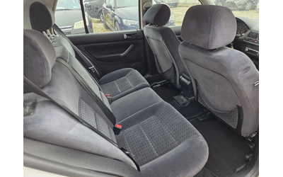 VW Golf 1.9tdi 110* Italy* - автомобили, коли, обяви за нови и употребявани 12