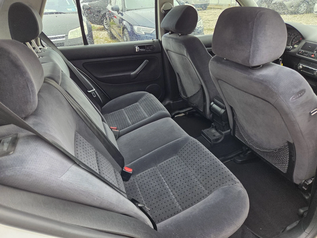 VW Golf 1.9tdi 110* Italy* - автомобили, коли, обяви за нови и употребявани 12