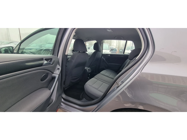 VW Golf 1.6i 102 k.c GAZ ITALIA - автомобили, коли, обяви за нови и употребявани 11