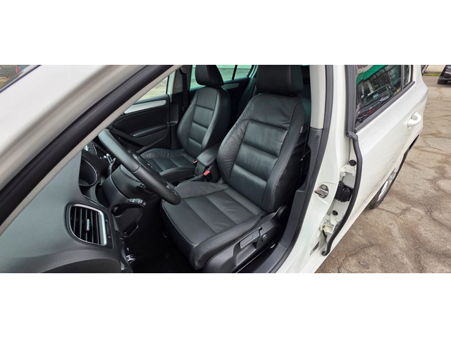 VW Golf 2.0 TDI 140k.c DSG ITALIA - автомобили, коли, обяви за нови и употребявани 9