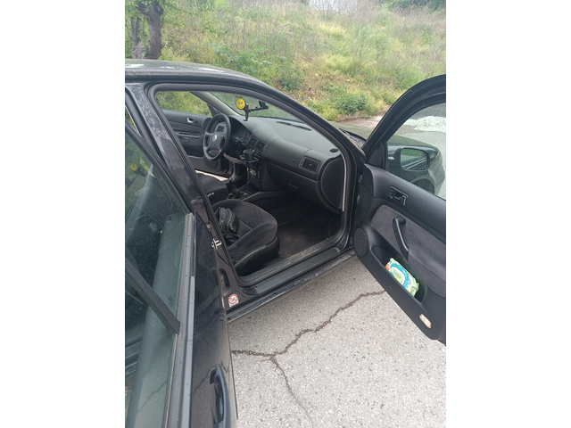 VW Golf, 2002 г., 386000 км, 90 к.с. - автомобили, коли, обяви за нови и употребявани 9