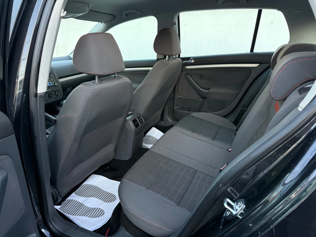 VW Golf 1.6I 102HP GOAL NAVI - автомобили, коли, обяви за нови и употребявани 14