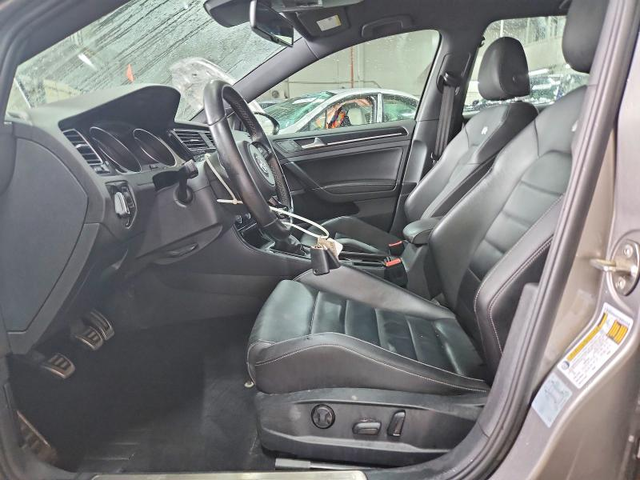 VW GOLF 2L 4 ALL WHEEL DRIVE - автомобили, коли, обяви за нови и употребявани 7