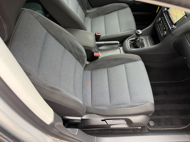 VW Golf 2.0TDI* СЪС СЕРВИЗНА КНИЖКА С ПЪЛНА ИСТОРИЯ - автомобили, коли, обяви за нови и употребявани 11