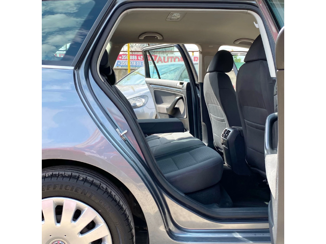 VW Golf 1.6TDI 105HP DSG - автомобили, коли, обяви за нови и употребявани 12