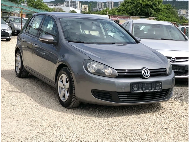 VW Golf 2.0TDI 110HP - автомобили, коли, обяви за нови и употребявани 2