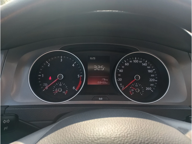 VW Golf 1.6 TDI, EURO 6B - автомобили, коли, обяви за нови и употребявани 10