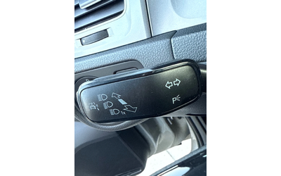 VW Golf DISTRONIC/Line Assist/Panorama/NAVI - автомобили, коли, обяви за нови и употребявани 11