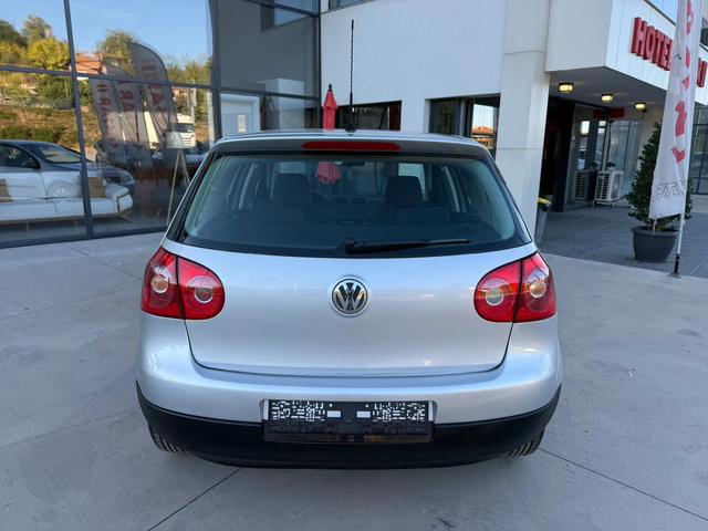 VW Golf 1.9 TDI - автомобили, коли, обяви за нови и употребявани 4