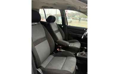 VW Golf 1.9 TDI - автомобили, коли, обяви за нови и употребявани 8