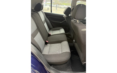 VW Golf 1.9 TDI - автомобили, коли, обяви за нови и употребявани 9