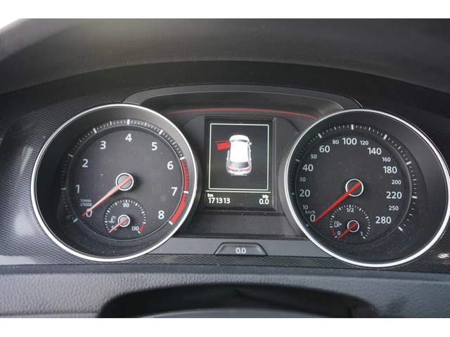 VW Golf GTI PERFORMANCE| Premium leather sport seats| Prem - автомобили, коли, обяви за нови и употребявани 9