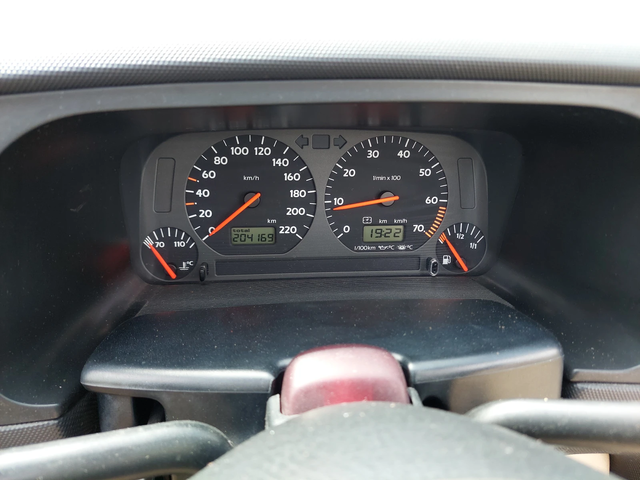 VW Golf Trendline/Karmann - автомобили, коли, обяви за нови и употребявани 12