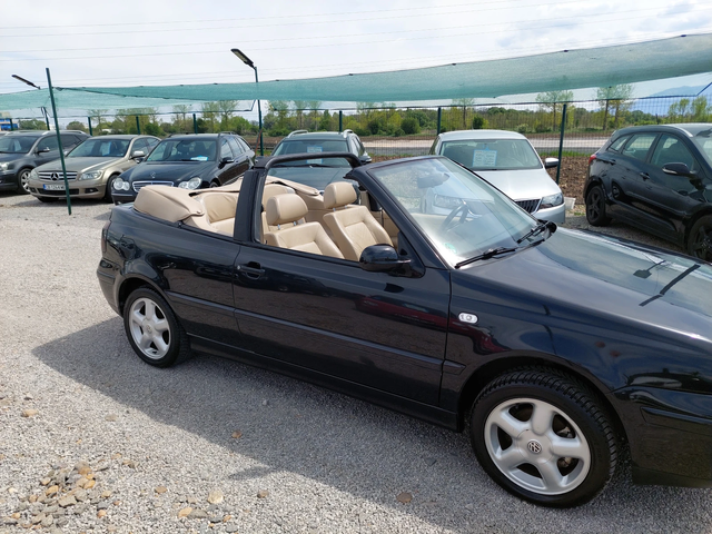 VW Golf Trendline/Karmann - автомобили, коли, обяви за нови и употребявани 15