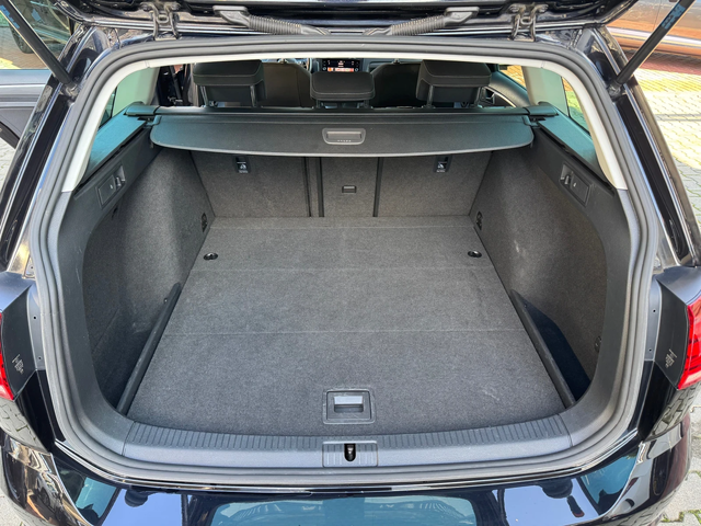 VW Golf 1.6TDI#FULLED#NAVI#DISTR#FULLASIST#ПОДГРЕВ#88000КM - автомобили, коли, обяви за нови и употребявани 16