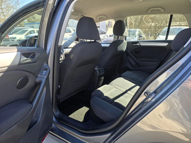 VW Golf 1.4TSI 160к.с DSG - автомобили, коли, обяви за нови и употребявани 10