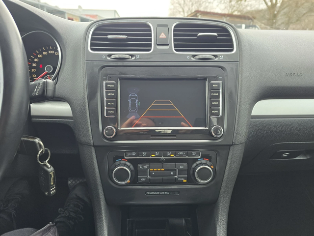 VW Golf 1.4TSI 160к.с DSG - автомобили, коли, обяви за нови и употребявани 15