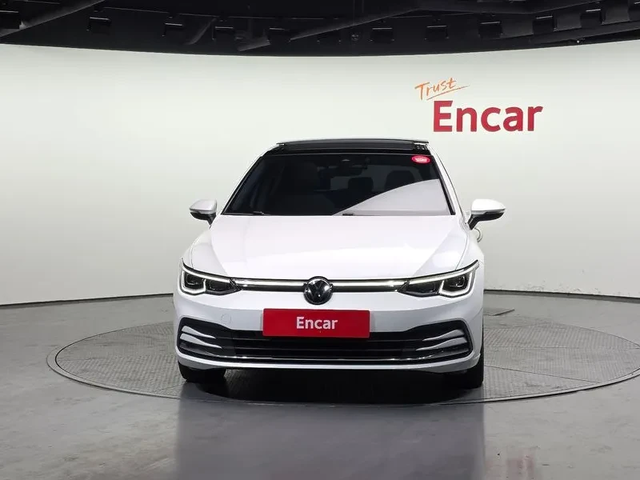 VW Golf 8Th Generation 2.0 Tdi Prestige - автомобили, коли, обяви за нови и употребявани 2