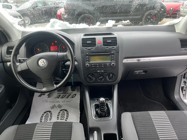 VW Golf 1.6i-102-GAS-ITALIA - автомобили, коли, обяви за нови и употребявани 12