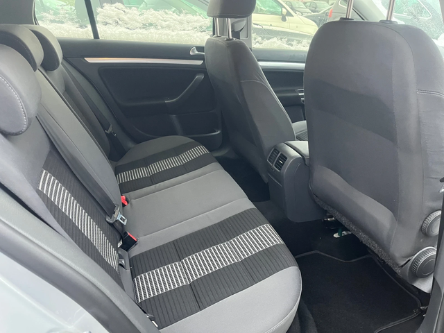 VW Golf 1.6i-102-GAS-ITALIA - автомобили, коли, обяви за нови и употребявани 14