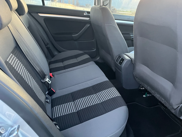 VW Golf 1.6i-102-GAS-ITALIA - автомобили, коли, обяви за нови и употребявани 4