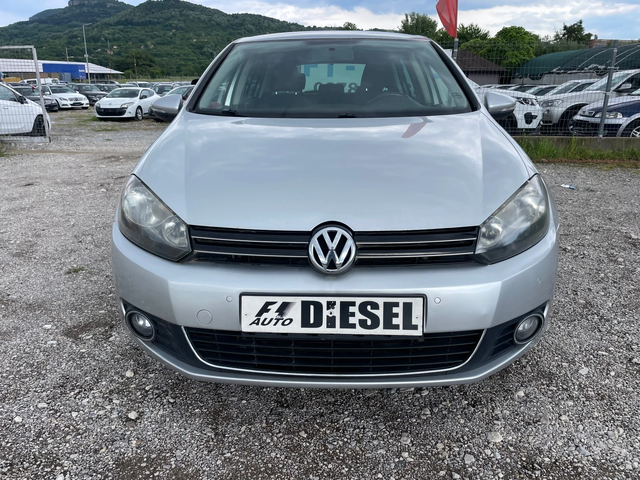 VW Golf TDI-DSG-HI-LINE-NAVI-ITALIA - автомобили, коли, обяви за нови и употребявани 1