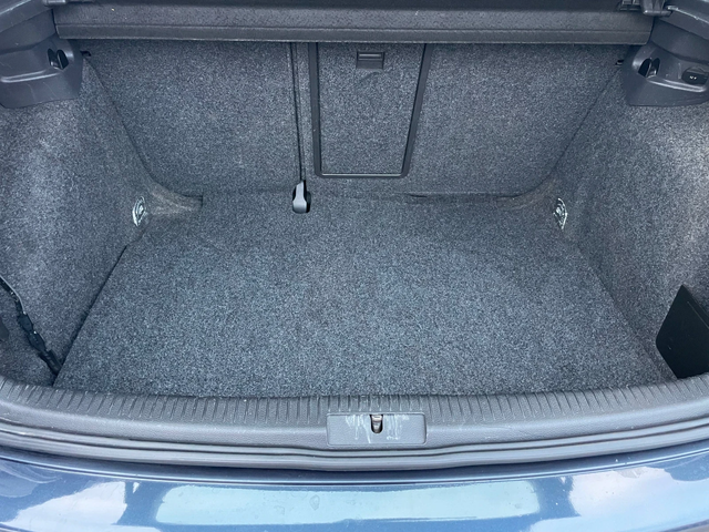 VW Golf 1.9TDI-105-KLIMA-ITALIA - автомобили, коли, обяви за нови и употребявани 14