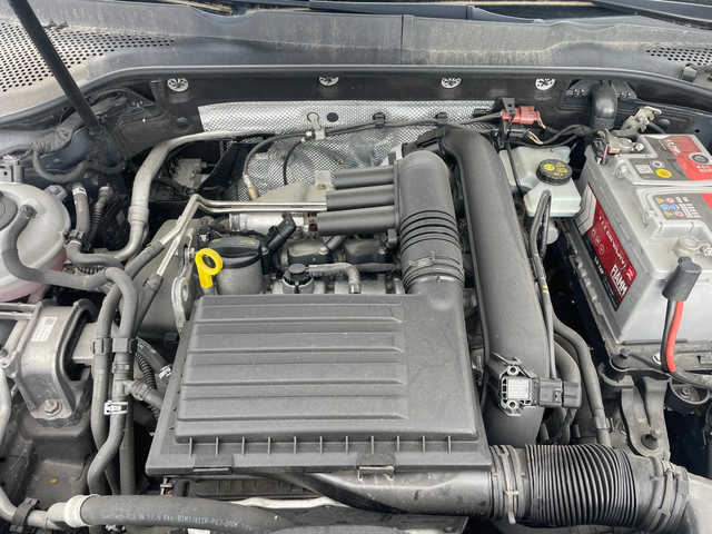 VW Golf 1.2TSI-HI-LINE-ITALIA - автомобили, коли, обяви за нови и употребявани 15