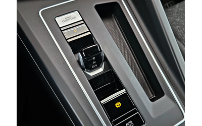 VW Golf R-LINE/1.5TSI/131PS/7DSG/CAMERA/AMBIENT/KEYLESS - автомобили, коли, обяви за нови и употребявани 11