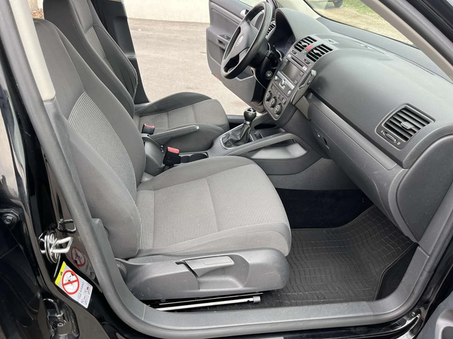 VW Golf 1.9TDI 105кс. КЛИМАТРОНИК АВТОПИЛОТ EURO 4 - автомобили, коли, обяви за нови и употребявани 10