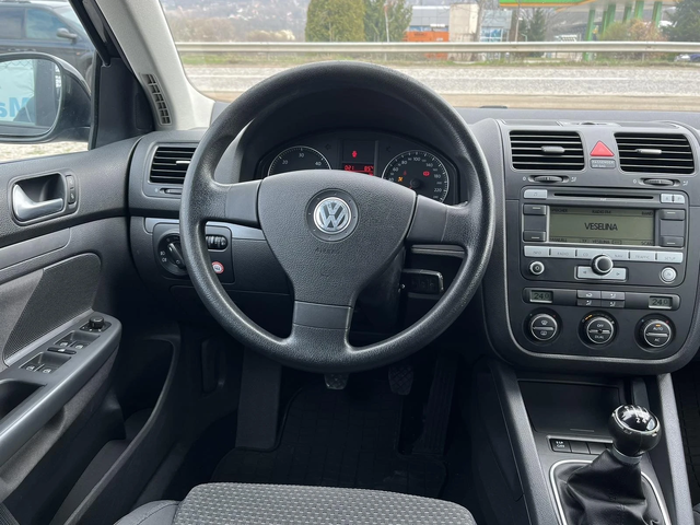 VW Golf 1.9TDI 105кс. КЛИМАТРОНИК АВТОПИЛОТ EURO 4 - автомобили, коли, обяви за нови и употребявани 11