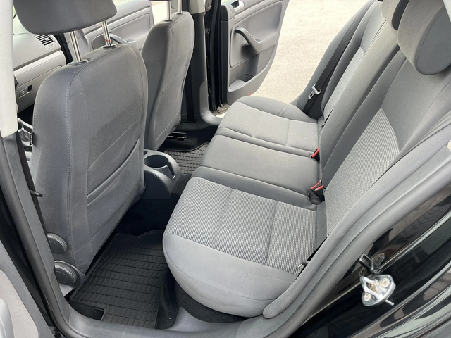 VW Golf 1.9TDI 105кс. КЛИМАТРОНИК АВТОПИЛОТ EURO 4 - автомобили, коли, обяви за нови и употребявани 8