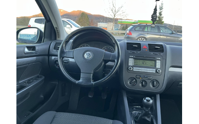VW Golf 1.4I 80кс FACE КЛИМАТИК - автомобили, коли, обяви за нови и употребявани 11