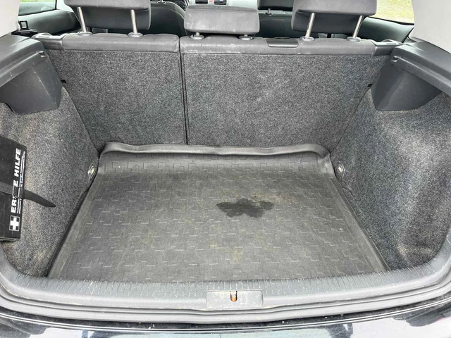 VW Golf 2.0SDI 75кс 116 000км КЛИМАТИК - автомобили, коли, обяви за нови и употребявани 13