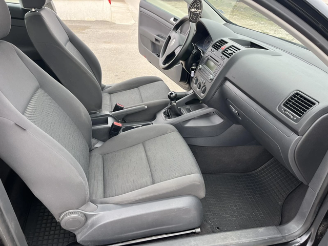 VW Golf 2.0SDI 75кс 116 000км КЛИМАТИК - автомобили, коли, обяви за нови и употребявани 9