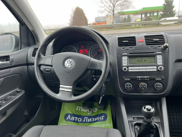 VW Golf 1.9 TDI 90кс EURO 4 КЛИМАТРОНИК - автомобили, коли, обяви за нови и употребявани 11