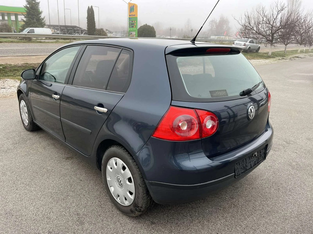 VW Golf 1.9 TDI 90кс EURO 4 КЛИМАТРОНИК - автомобили, коли, обяви за нови и употребявани 4