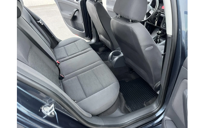 VW Golf 1.4I 75кс  КЛИМАТИК - автомобили, коли, обяви за нови и употребявани 9