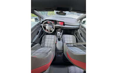 VW Golf VIII GTI - автомобили, коли, обяви за нови и употребявани 12