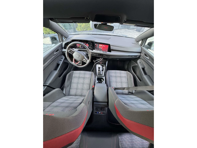 VW Golf VIII GTI - автомобили, коли, обяви за нови и употребявани 12