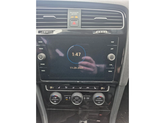 VW Golf R* AWD* 2.0T* Keyless* NAVI* Кожа* Подгрев* Premiu - автомобили, коли, обяви за нови и употребявани 10