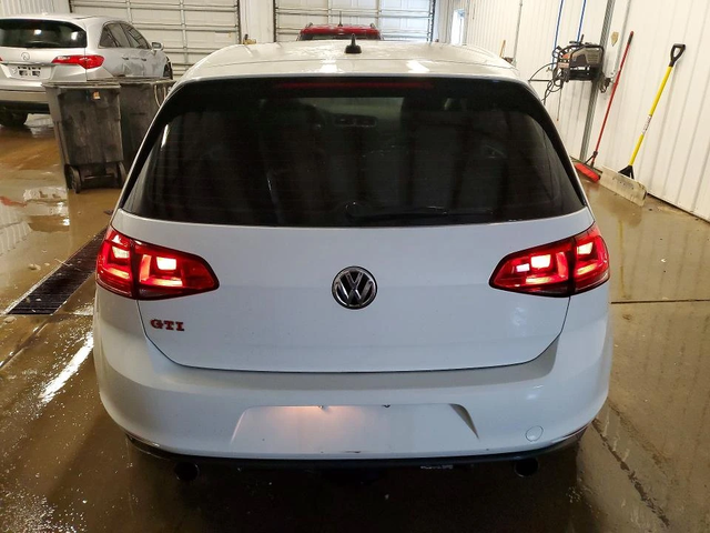 VW Golf GTI* MANUEL* CARPLAY - автомобили, коли, обяви за нови и употребявани 5