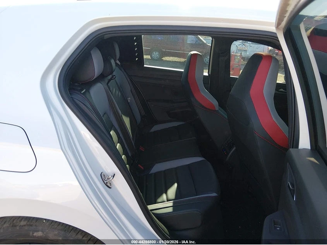 VW Golf Golf GTI 2.0T AUTOBAHN - автомобили, коли, обяви за нови и употребявани 9