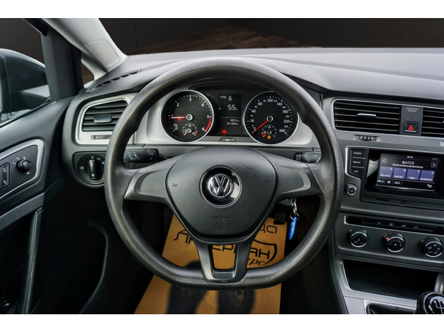 VW Golf 1.6TDI TRENDLINE - автомобили, коли, обяви за нови и употребявани 6